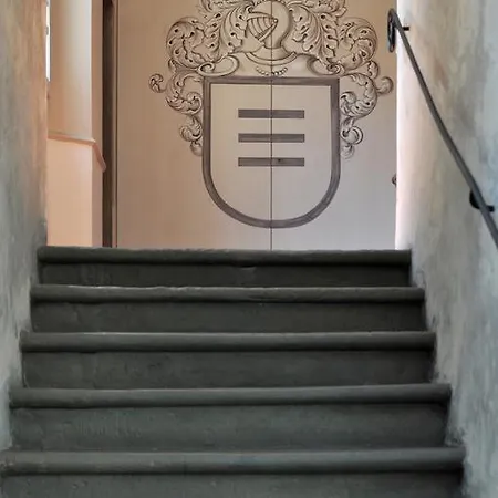 Canto Degli Scali Aparthotel Florence