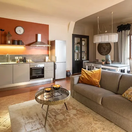 Canto Degli Scali Aparthotel Florence