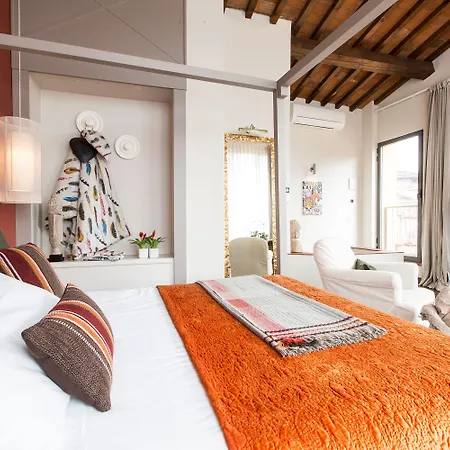 Apartahotel Canto Degli Scali 4*