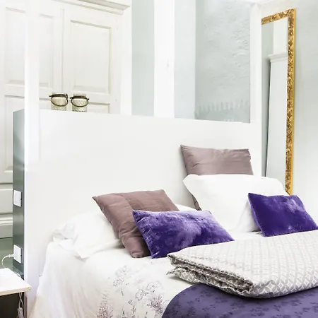 칸토 델리 스칼리 아파트호텔 4*