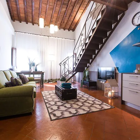 Apartahotel Canto Degli Scali 4*