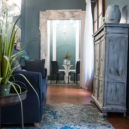 Canto Degli Scali Apartahotel