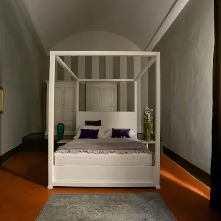 Canto Degli Scali Aparthotel Florence
