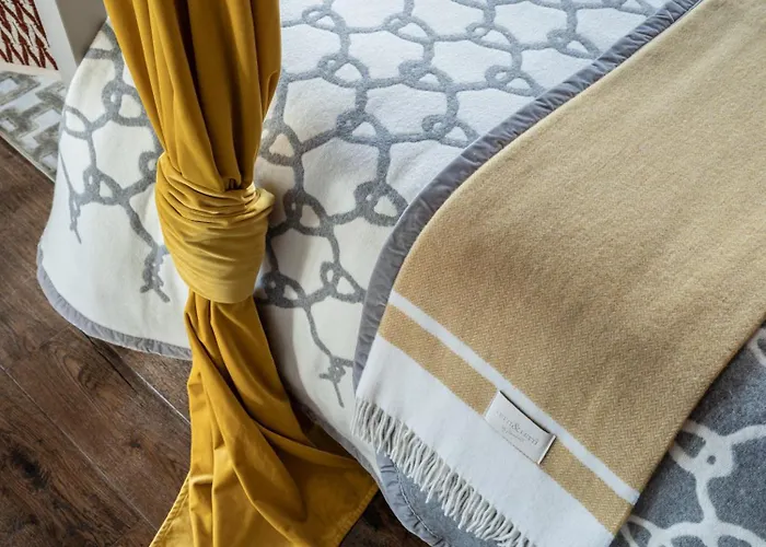 Canto Degli Scali Aparthotel